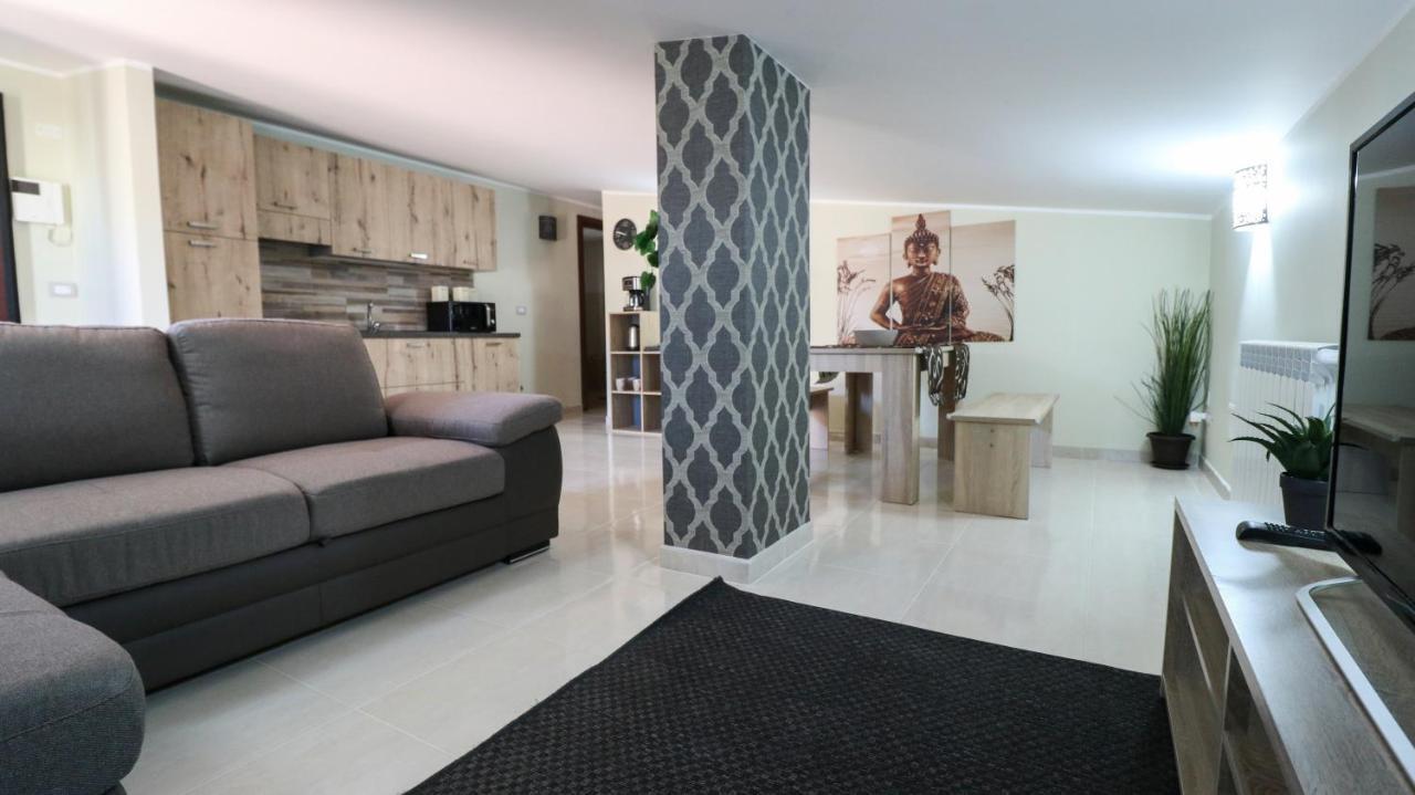 Zen Home 시라쿠사 외부 사진