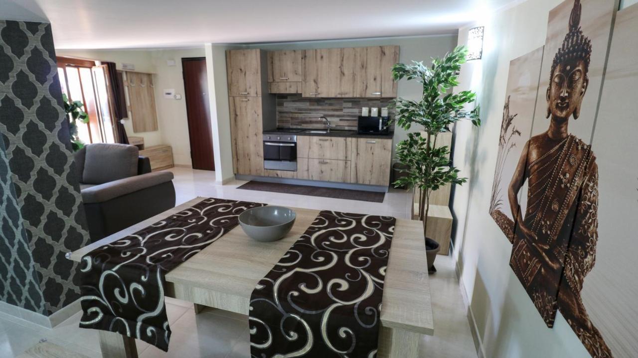Zen Home 시라쿠사 외부 사진